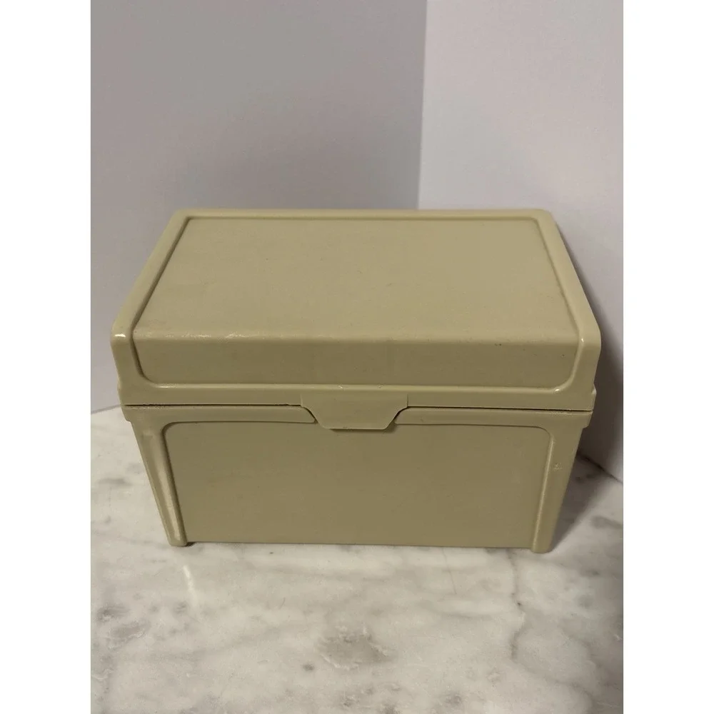 Vintage 70s Plastic Beige Recipe Box With New‎ In Package 40 Recipe Cards